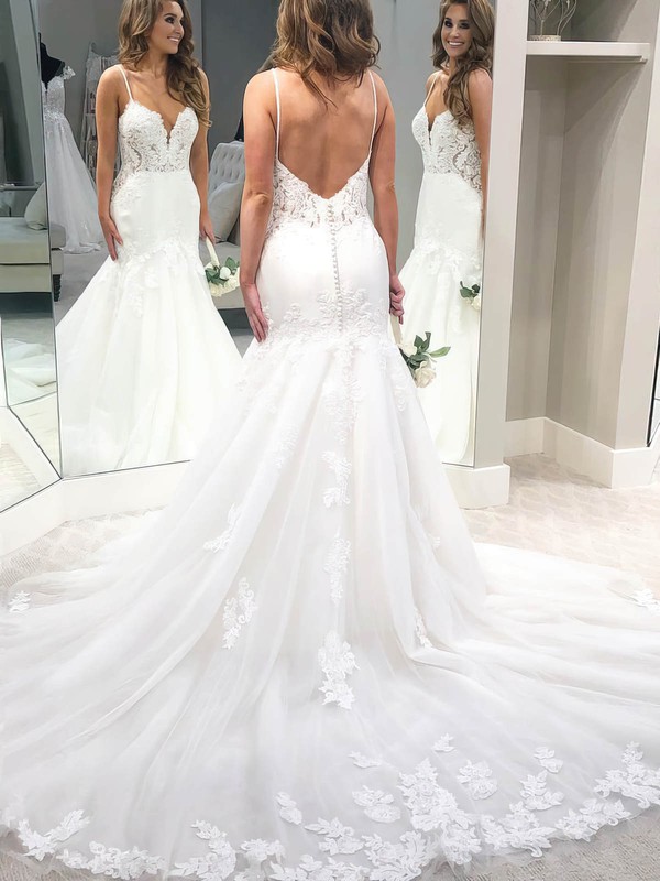 Tulle V-neck Sweep Train Trumpet/Mermaid Appliques Lace Wedding Dresses #PWD00023552