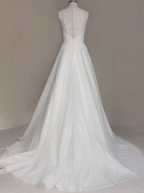 Satin Tulle Scoop Neck Appliques Lace White Gorgeous Wedding Dress